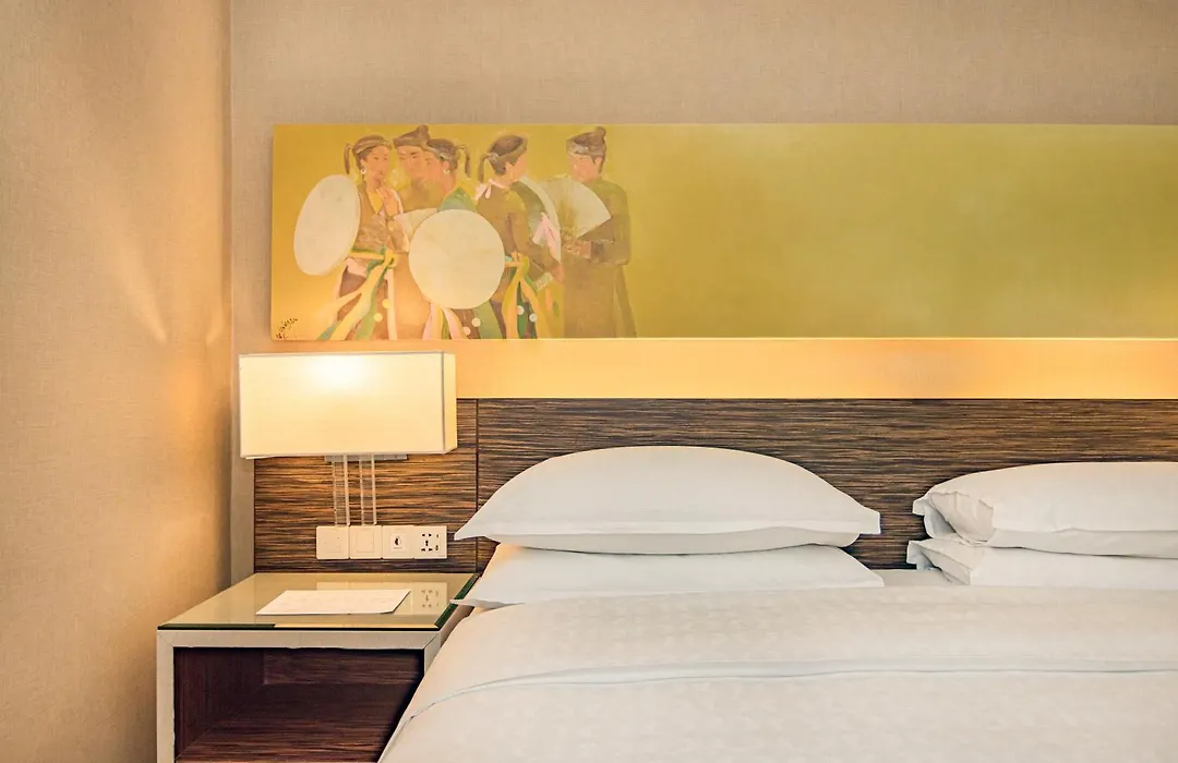 Sheraton Nha Trang Hotel & Spa-1